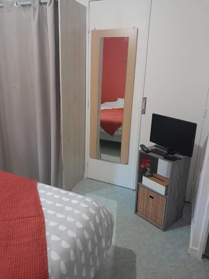 Chambre D'Hote Le Pin La Tour-du-Pin Ngoại thất bức ảnh