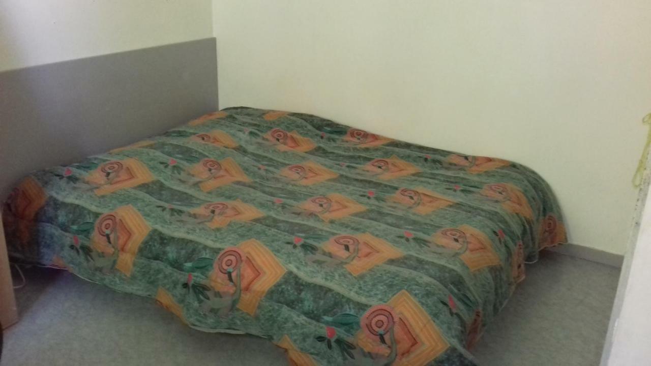 Chambre D'Hote Le Pin La Tour-du-Pin Ngoại thất bức ảnh